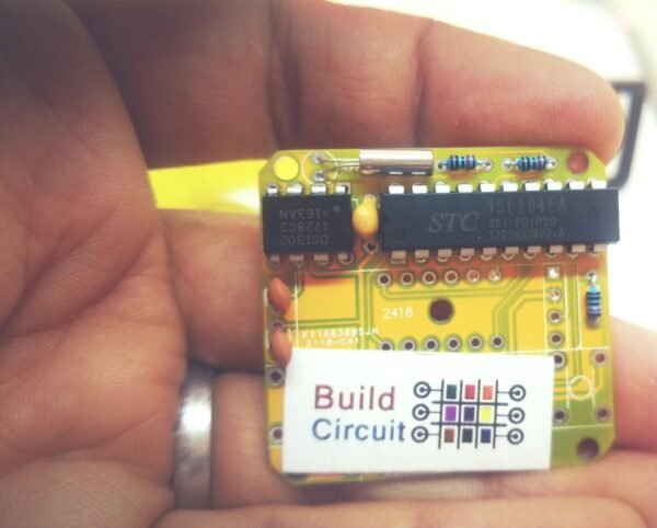 Hand Assembled Code Microprocessor Step 5 Solder the microprocessor chip – BuildCircuit.COM